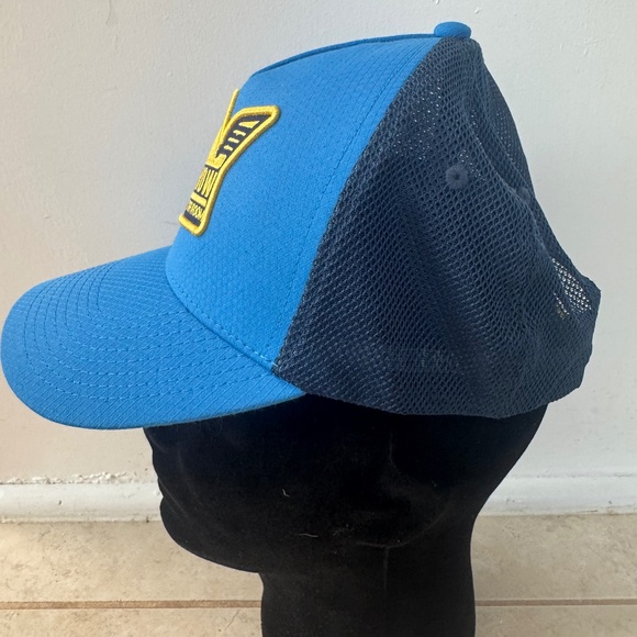 First Star Bright Blue Yellow Mens GONGSHOW Hockey Hat - Picture 2 of 3
